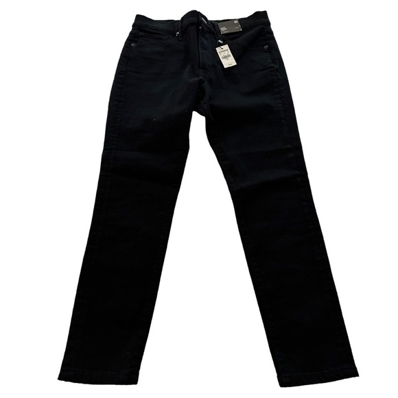 Express NWT Mid Rise Skinny Supersoft Black Jeans SHORT - Picture 2 of 8